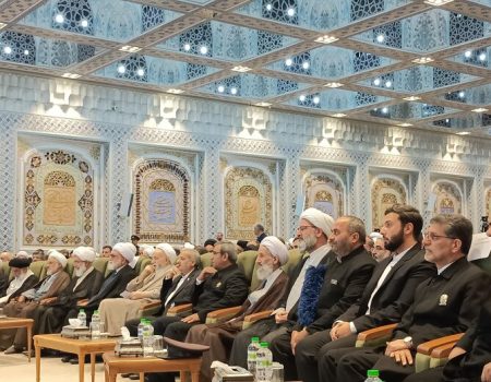 سی و سومین اجلاس سراسری نماز با پیام رهبر معظم انقلاب در مشهد